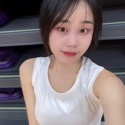 雷怡